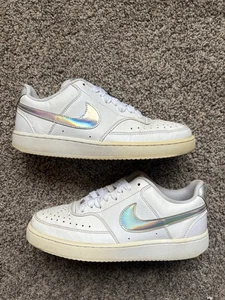 Nike Court Vision bianche iridescenti da donna taglia 7,5 - Foto 1 di 9