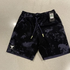 Under Armour Project Rock Rival Fleece Shorts Size Large NEW 1373569-001 - Picture 1 of 8
