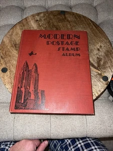 Modernes Briefmarkenalbum (1952). Gebraucht - Bild 1 von 14