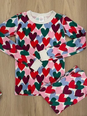 Pijama largo John de Hanna Andersson para niñas * ¡¡NUEVO SIN ETIQUETAS!! * Talla 150 (US 12) * MULTI CORAZONES Foto 1 de 2