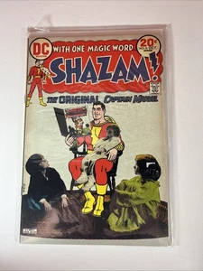Shazam! #6 (DC Comics octubre 1973) y Shazam: The New Beginning #s 2 y 3. - Imagen 1 de 15