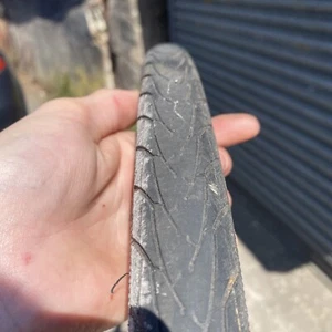 Schwalbe 28x1.40”/ 700 x 35c Marathon Plus E-Bike Tyre - Universal Bicycle - Picture 1 of 4