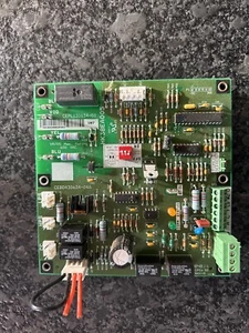 HK38EA0050909 / CEBD430634-04A /CEPL130634-01 / Carrier Control Bd - Picture 1 of 4