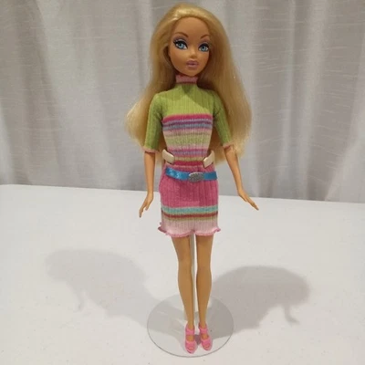 Mattel My Scene Barbie Kennedy Doll  Note Damaged Hand - Image 1 of 4