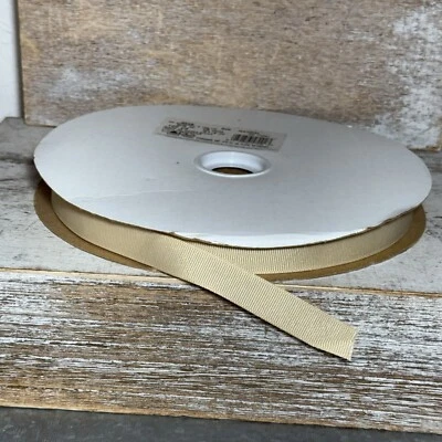 Grosgrain Ribbon Solid 3016 825 NATURAL Width: 5/8 Inch | Length: 100 Yards - Image 1 of 4