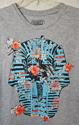Fresh Laundry Women Top Medium Gray T-Shirt Egypt King Tut Floral Graphic Tee - Image 1 of 4