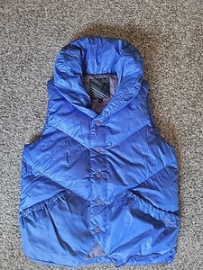 VANS X Tierra Whack - Gilet imbottito blu - donna taglia small - petto 36" - Foto 1 di 6