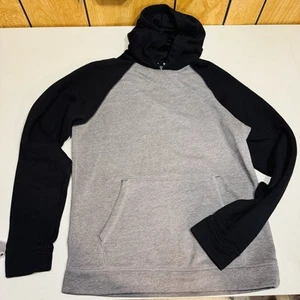 Tek Gear Gray And Black Pullover Hoodie Boys Size 18/20 - Picture 1 of 3