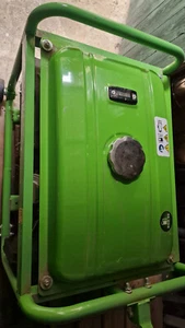 Zipper Stromerzeuger, Notstromaggregat,Benzin Generator 230V, NEU - Bild 1 von 8