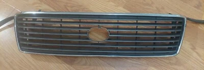 Lexus LS400 1995 parrilla OEM, sin emblema Foto 1 de 4