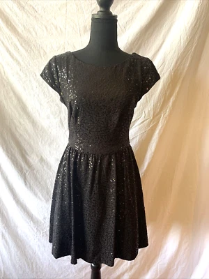 Deliah's Mujer Vestido Corto Negro Brillante Talla 9/10 Usado Foto 1 de 4