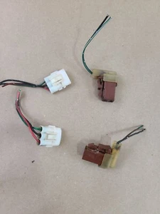 1994 - 2001 OEM DC Acura Integra Front Bumper Turn Signal Day Light Pigtail - Picture 1 of 5