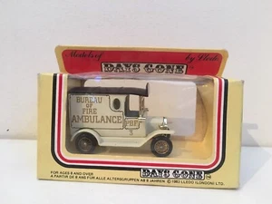 Lledo Days Gone - Bullnose Van - Bureau of Fire Ambulance - PBF 3 - Picture 1 of 3
