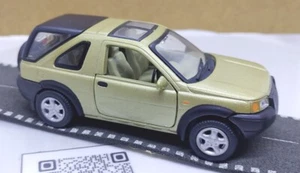 HONGWELL. scala 1:43 Land Rover Freelander colore oro metal due aperture - Foto 1 di 8
