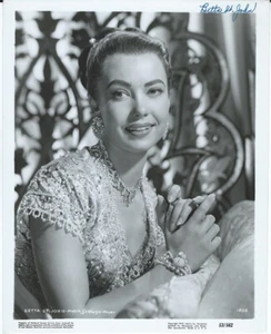 Betta St John (1953) - Original Promotional Photo - 8x10 - Picture 1 of 1