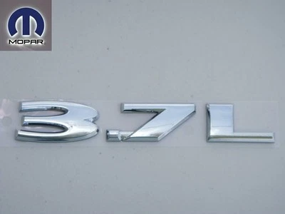 Jeep Liberty 3,7 L 2003 - 2007 emblema cromado placa de identificación calcomanía puerta trasera Foto 1 de 4