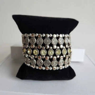 Pulsera elástica punto a punto Premier Designs - 2" de ancho tono plata declaración Foto 1 de 4