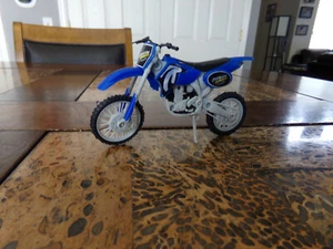 Toy Mountain Bike: Can Move, It is 3 Inches in height, and 5.2 inches in Length. - Picture 1 of 4