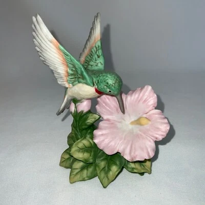 Vintage Homco Hummingbird 1429 Flower Pink Green Matte Handpainted - Image 1 of 4