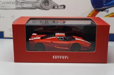 IXO  MODELS - 2005 FERRARI FXX - RED - 1/43 SCALE MODEL CAR FER031 - Image 1 of 4