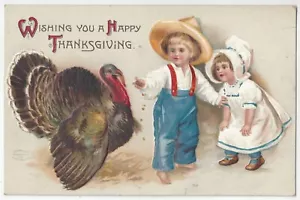 Postal de saludos de Acción de Gracias de 1910 - Lindos niños alimentan maíz a pavo - Imagen 1 de 2