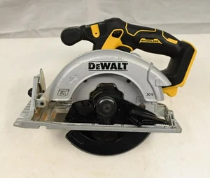 Dewalt DCS565B 20V MAX XR 6-1/2" Brushless Kreissäge, gebrauchte Fehlteile - Bild 1 von 6