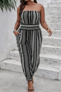 New Black & White Print Ladies Plus Size Sleeveless Jumpsuit Size 3X - Picture 1 of 5