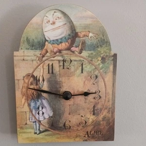 Alice in Wonderland / Humpty Dumpty. The Authentic Alice. Wall Clock / Tenniel - Picture 1 of 7