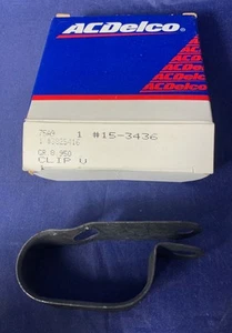 NOS GM CHEVROLET Heater Hose Clip 3825416 - Picture 1 of 2