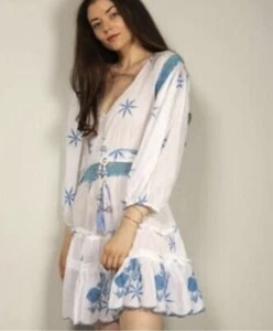 Isla Bonita by Sigris Baumwoll Minikleid Gr. XL weiß blau bestickt Neu mit Etikett - Bild 1 von 7