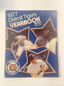 1977  DETROIT TIGERS OFFICIAL BASEBALL YEARBOOK. Bagged and boarded. - Picture 1 of 2