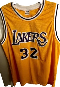 MAGIC  JOHNSON AUTOGRAPHED#32 JERSEY PSA/DNA CERTIFICATE #5A91031 FREE SHIPPING - Picture 1 of 6