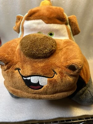 Camión de peluche de felpa Disney Pixar Cars Tow Mater almohada mascota orina Wees 13”x 10,5” Foto 1 de 4