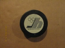QMJHL De Hull Olympiques Vintage Defunct Viceroy Autographed Hockey Puck