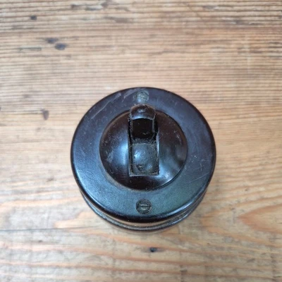 Vintage Bakelite Toggle Light Switch Original  Landor Crabtree — 第 1/4 张图片