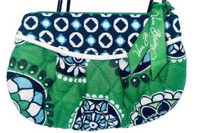 Vera Bradley Cupcake Green Sweetheart Small Coin Purse 2009 - Picture 1 of 5