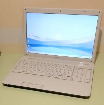 NOTEBOOK TOSHIBA SATELLITE 750D - FUNZIONANTE - - Immagine 1 di 4