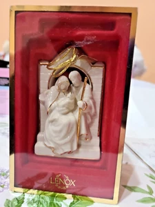 EUC IN ORIGINAL BOX  Lenox Nativity Ornament Baby Jesus, Mary & Joseph - Picture 1 of 9