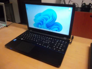 NOTEBOOK ACER TRAVELMATE P256 CORE I5+8gb+250ssd+2gb video+windows 11 - Foto 1 di 15