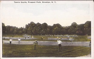 Brooklyn, NEW YORK CITY - Prospect Park - Early Tennis Courts - Picture 1 of 2