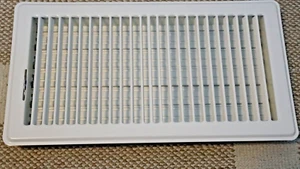 7" X 13" WHITE METAL FLOOR/WALL REGISTER - Picture 1 of 2