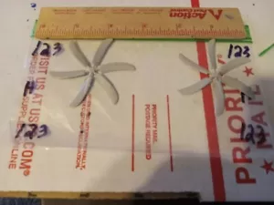 Two (2) plastic propeller w/six blades from C-130 scale unknown Package # 123 - Picture 1 of 3