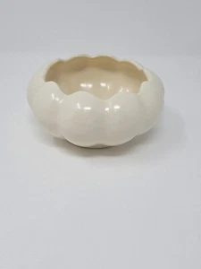 Red Wing Art Pottery 276 Scalloped Planter-Low Console Bowl/Dish , Cream - Picture 1 of 5