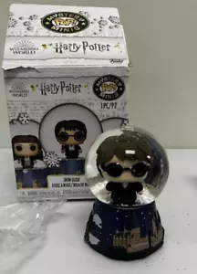 2 1/2-inch Wizarding World Snowglobe - Harry Potter "Yule Ball" - Picture 1 of 4