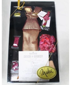 Juego de ropa vestida para matar Ashton Drake - Imagen 1 de 3