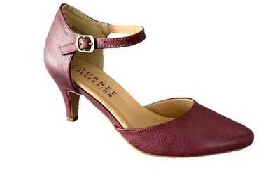 Zapatos de salón Bettie de tacón medio con punta de almendra de la colección Journee para mujer vino 6x4 imitación cuero Foto 1 de 4