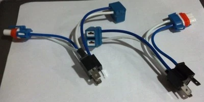 Adaptadores de cableado de faros para actualizar faros en 2000-2002 MR2 Spyder Foto 1 de 2