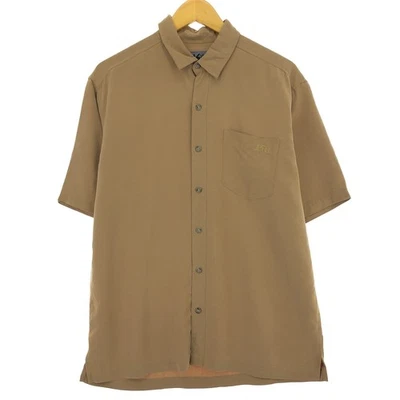 Camisa de rayón manga corta REI usada para hombre talla M Foto 1 de 3