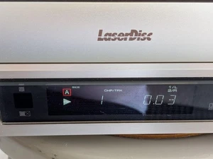 Pioneer CLD-R7G Laserdisc Player Operation Confirmed Tested w/ Remote control Jp - Picture 1 of 8