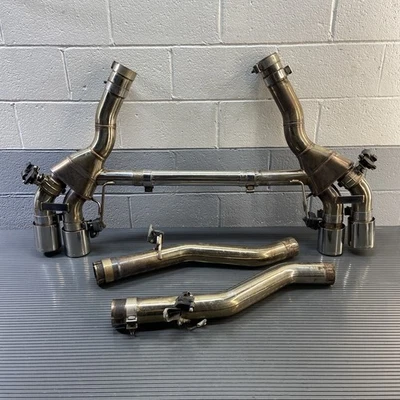 2018-2023 BMW M5 F90 4.4L V8 Rear Exhaust Muffler Assembly Meisterschaft *NOTE* Foto 1 de 4